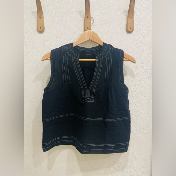 Amazon Black/White Embroidered Swing Crop Tank Size Small - Picture 2 of 3